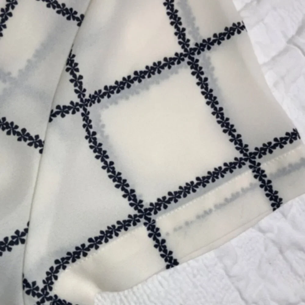 Van Heusen Women's Short Sleeve Plaid Blouse, Ivory, Medium - Picture 6 of 9